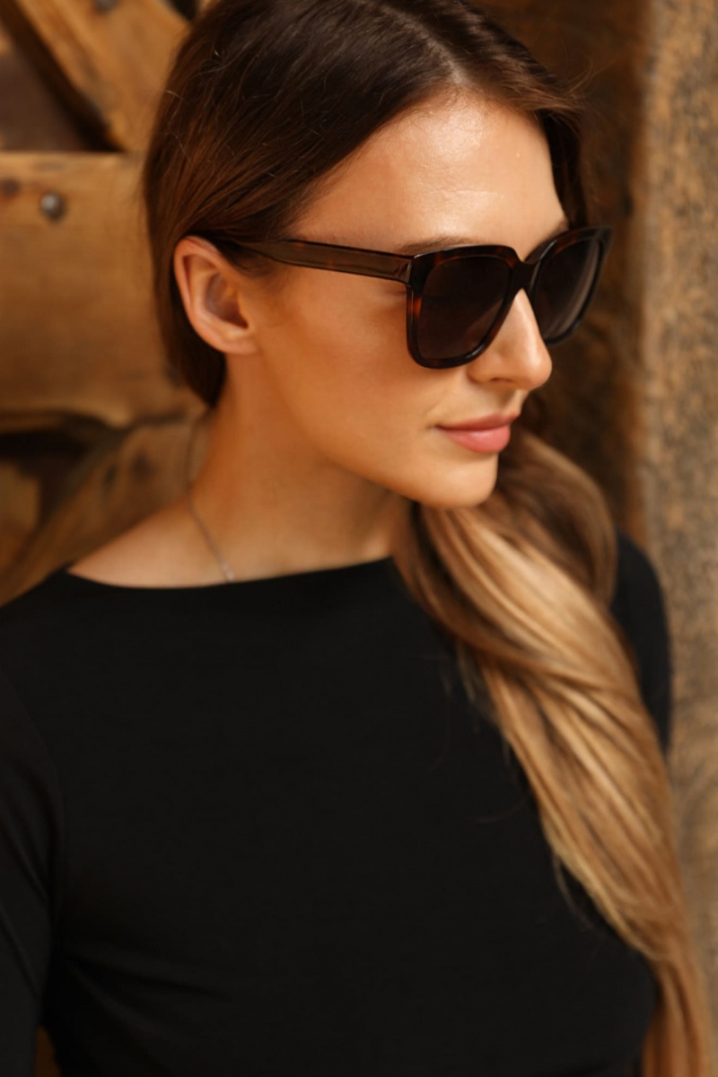 Girlboss Havana 1.jpg