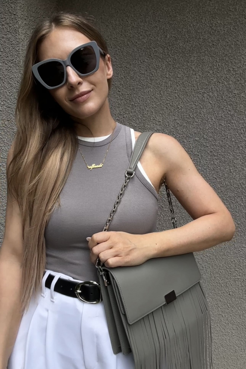 DramaQueen Cloud Grey Matte 2.jpg