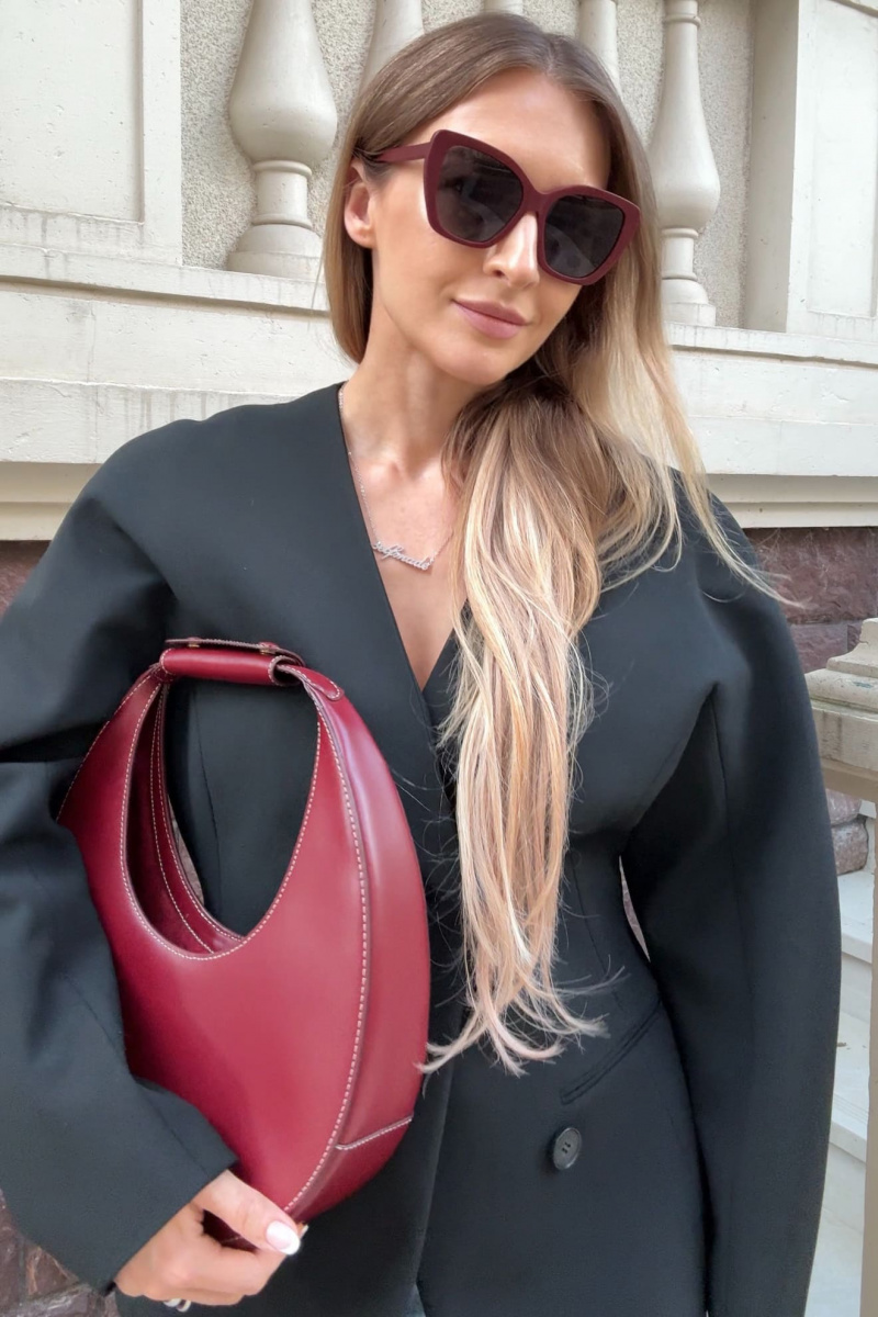 DramaQueen Bordo Matte3.jpg
