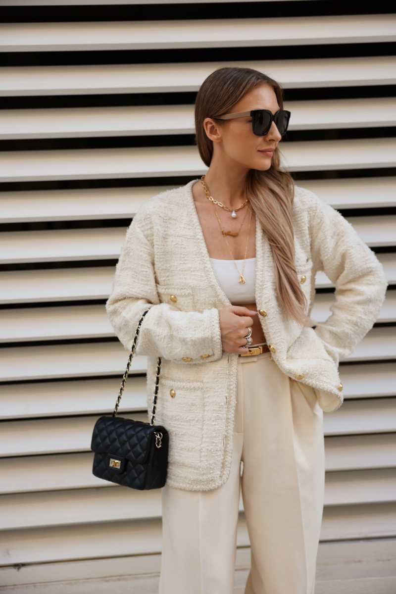 Girlboss 01 2.jpg