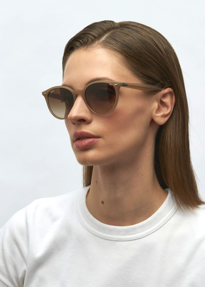 RB 4305 6166+13 53_1.jpg