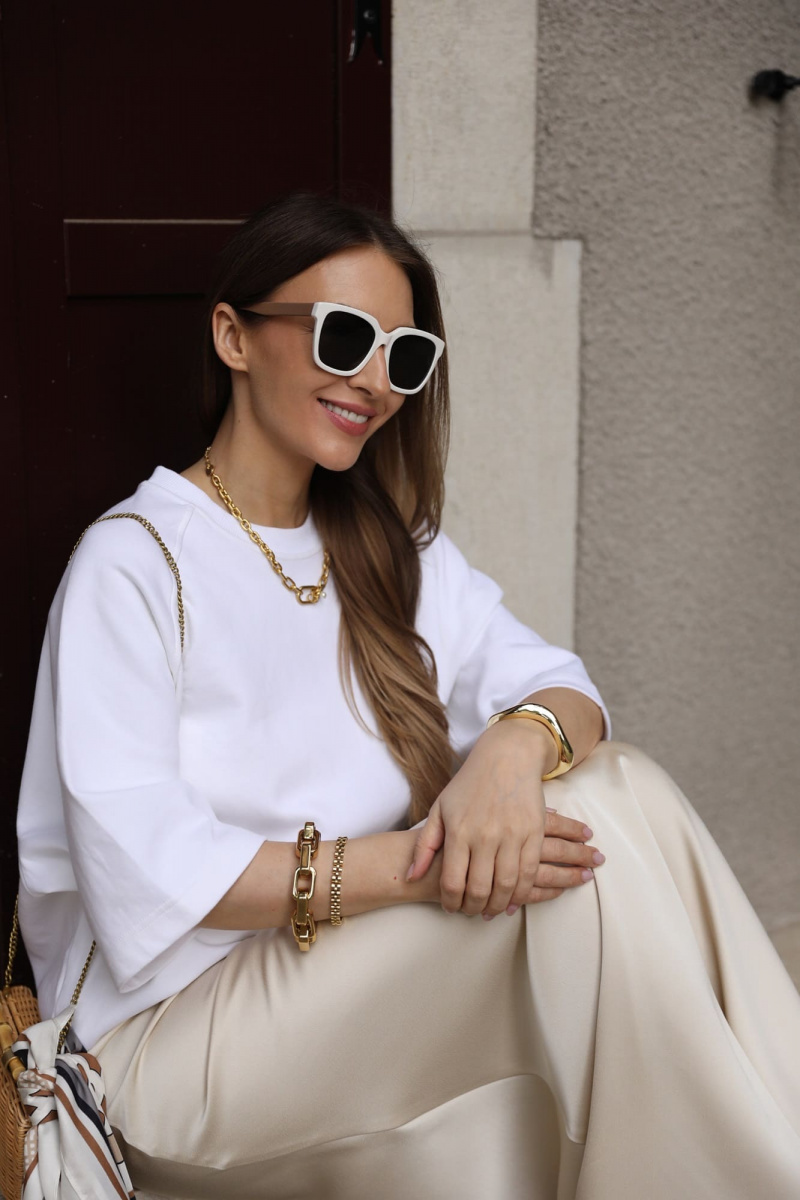Girlboss 08 3.jpg
